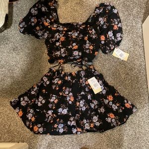 Two piece top crop and skirt: never worn